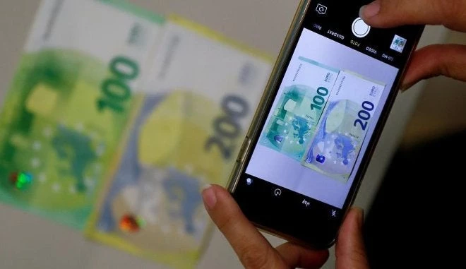 Αναλυτικά όλες οι αλλαγές στα συμβόλαια τηλεφωνίας και στα καρτοκινητά